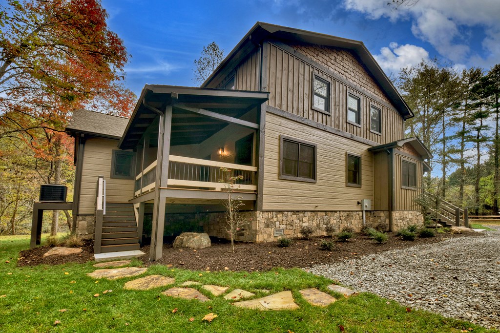 434053 Mineral Bluff Active