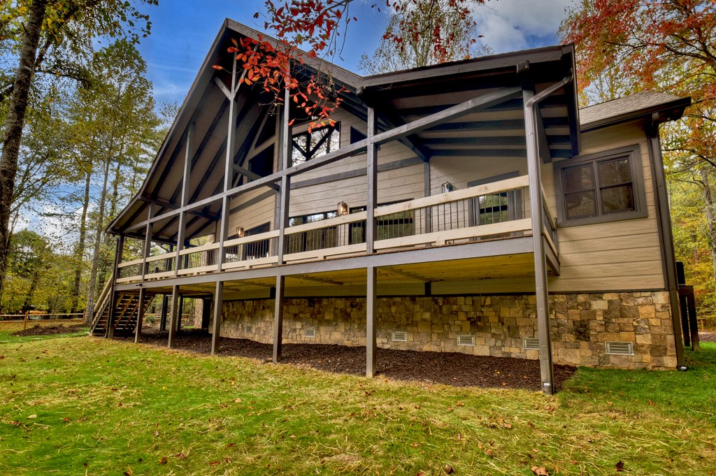 434053 Mineral Bluff Active