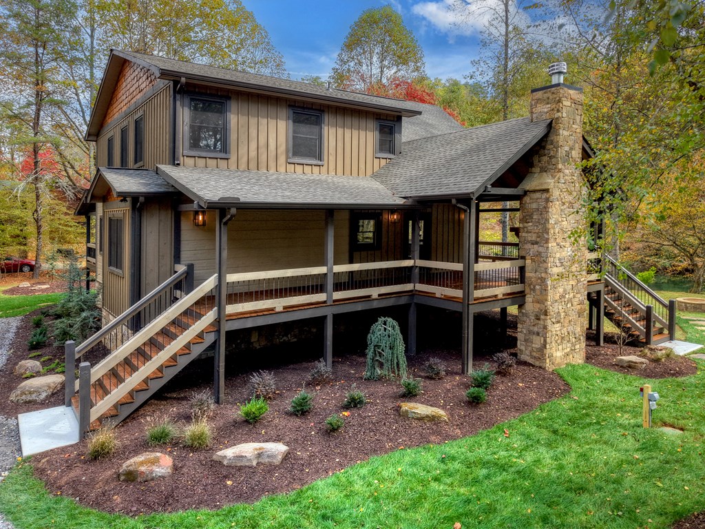 434053 Mineral Bluff Active