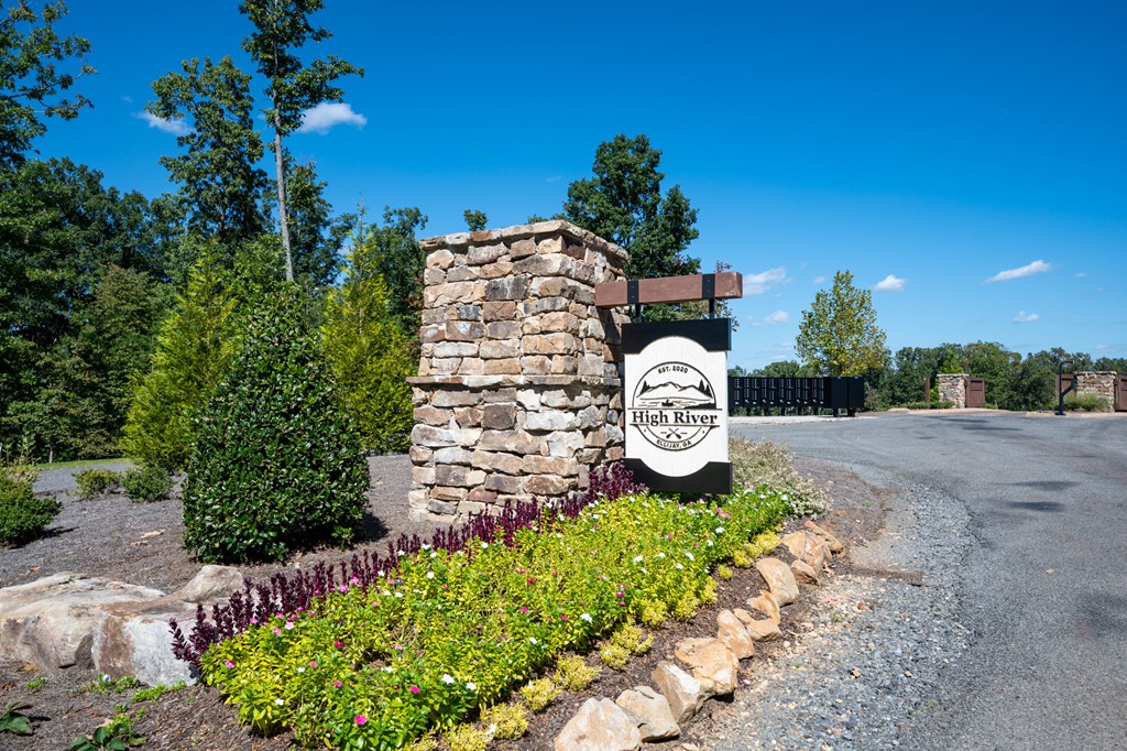434079 Ellijay
 Land
