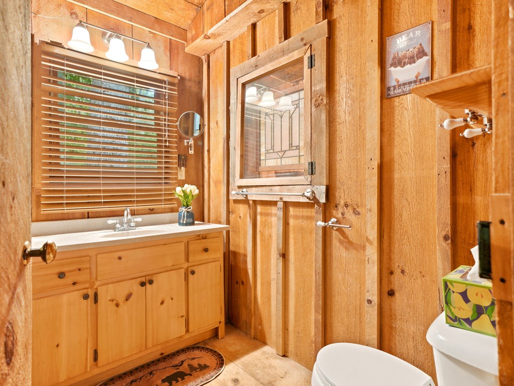 434088 Blue Ridge Active