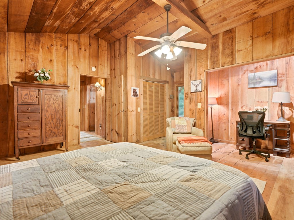 434088 Blue Ridge Active