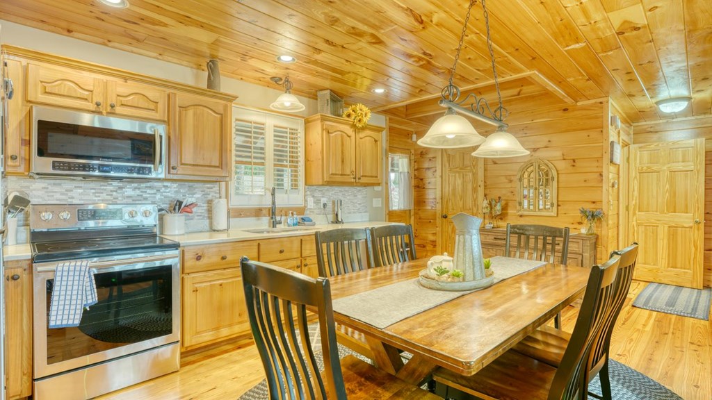 434090 Ellijay Active