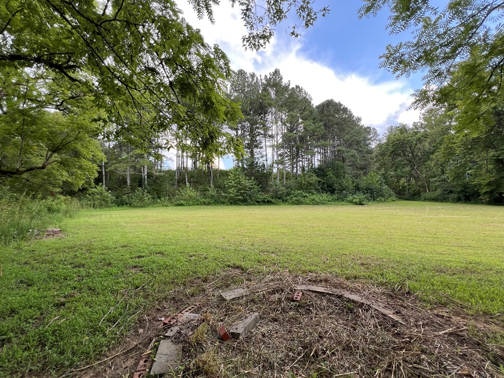 434138 Talking Rock
 Land