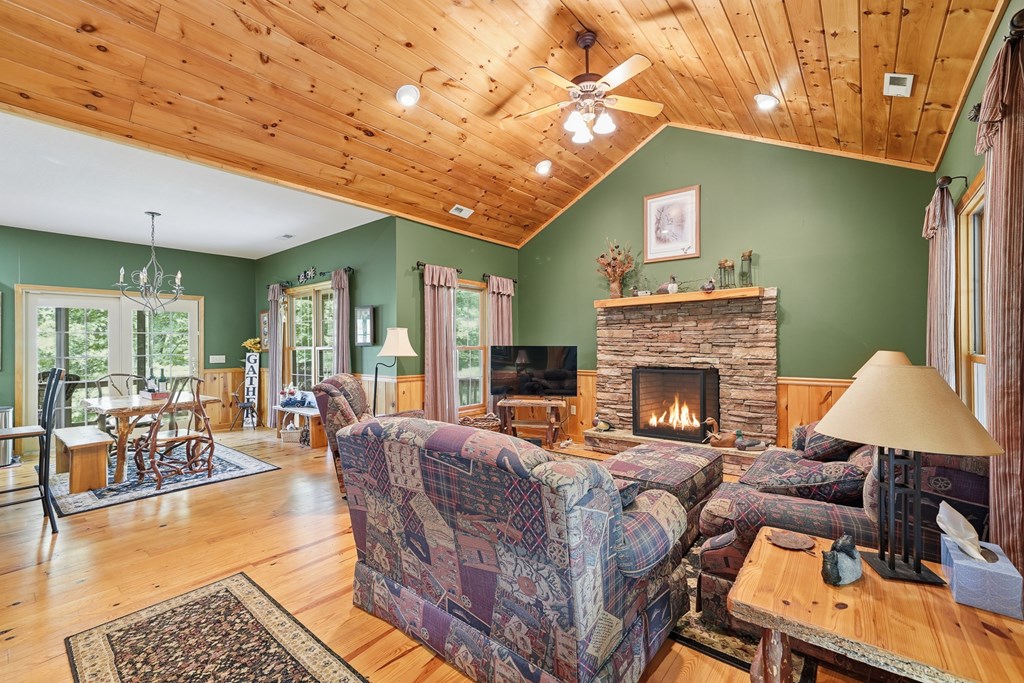 434188 Hiawassee Active