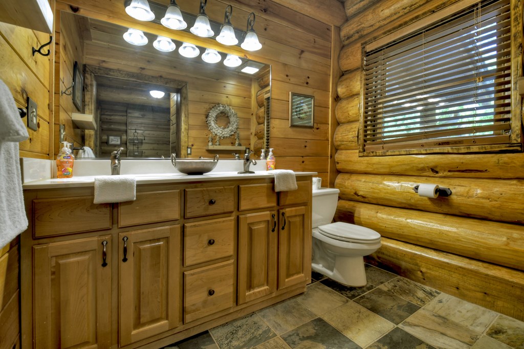 434195 Blue Ridge Active