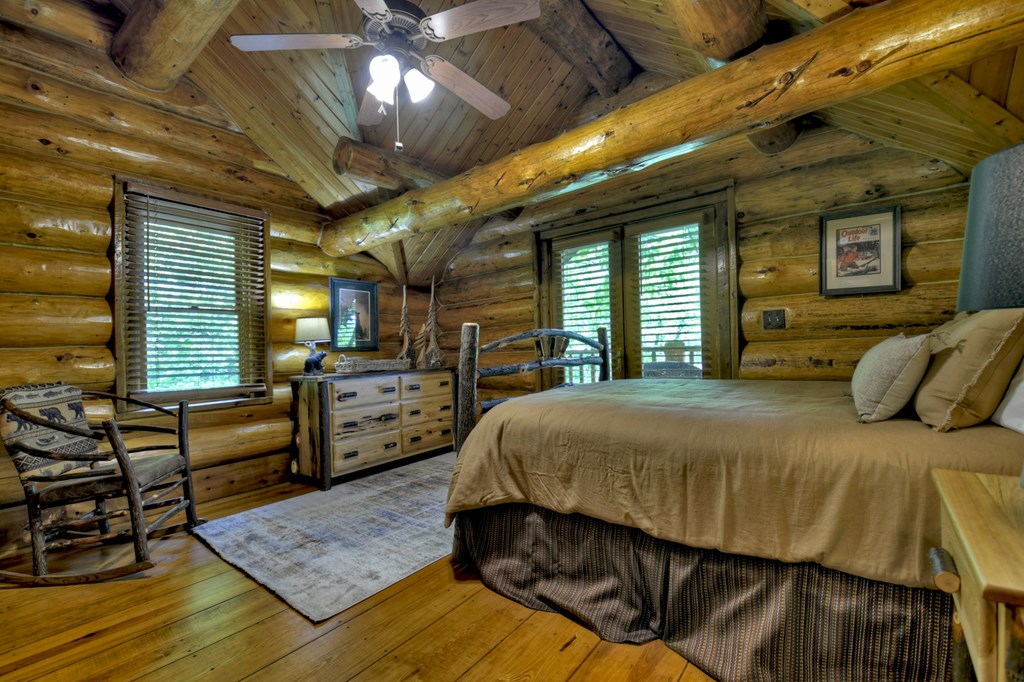 434195 Blue Ridge Active