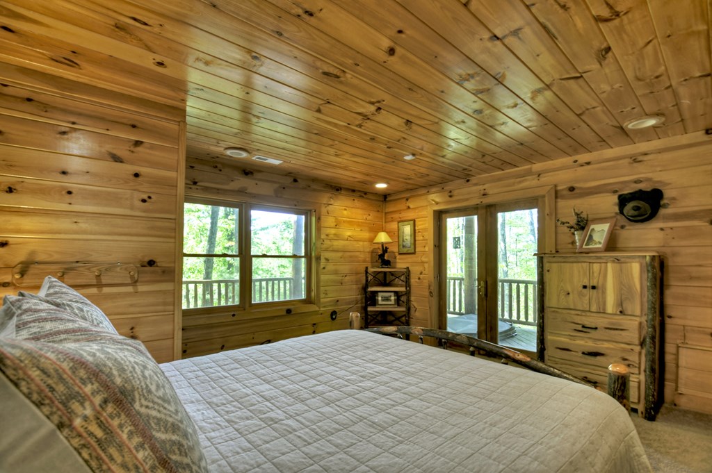 434195 Blue Ridge Active