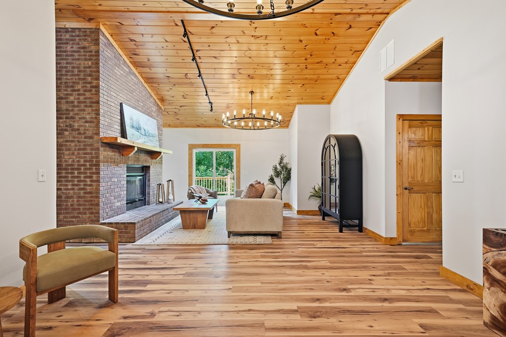 434203 Ellijay Active