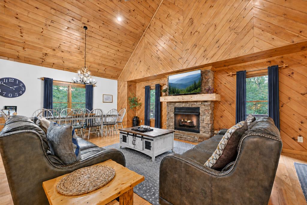 434210 Ellijay Active