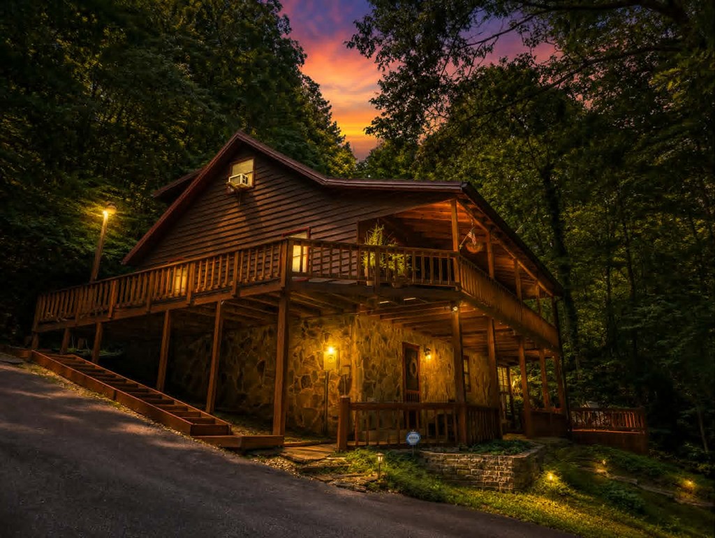 434211 Mineral Bluff Pending