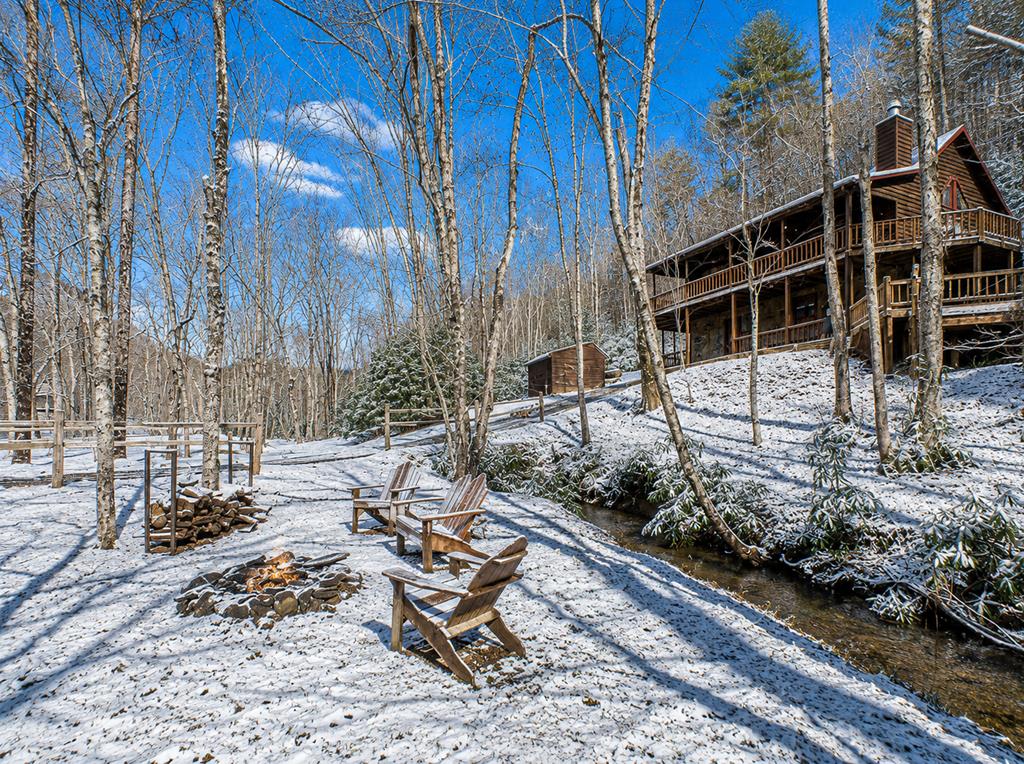 434211 Mineral Bluff Pending