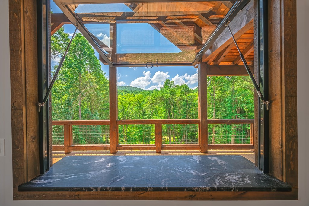 434228 Mineral Bluff Active