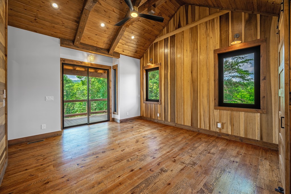 434228 Mineral Bluff Active