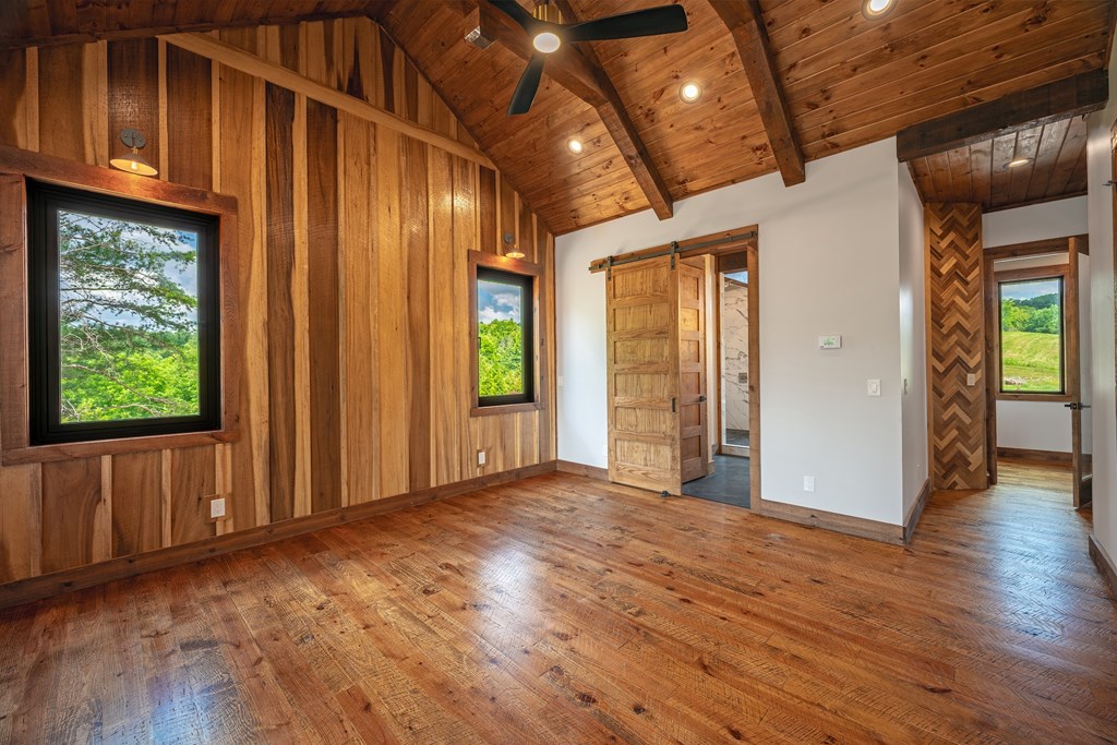 434228 Mineral Bluff Active