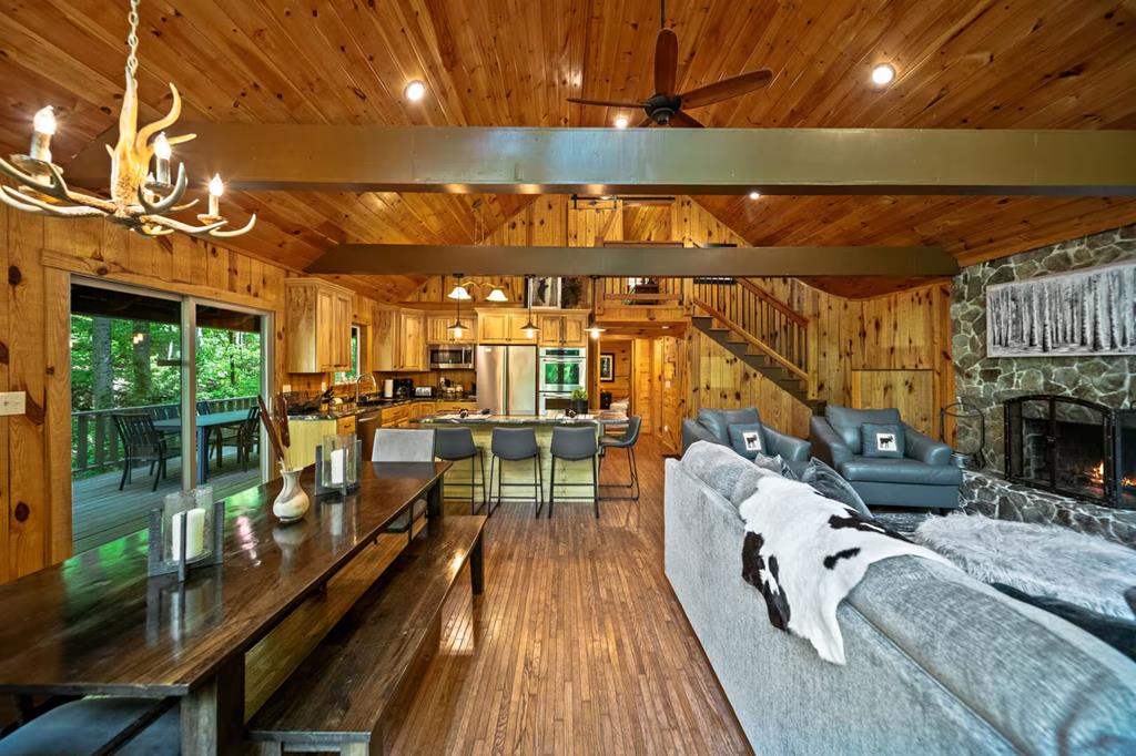 434276 Ellijay Active