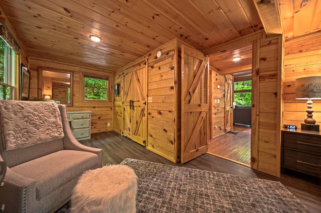 434276 Ellijay Active