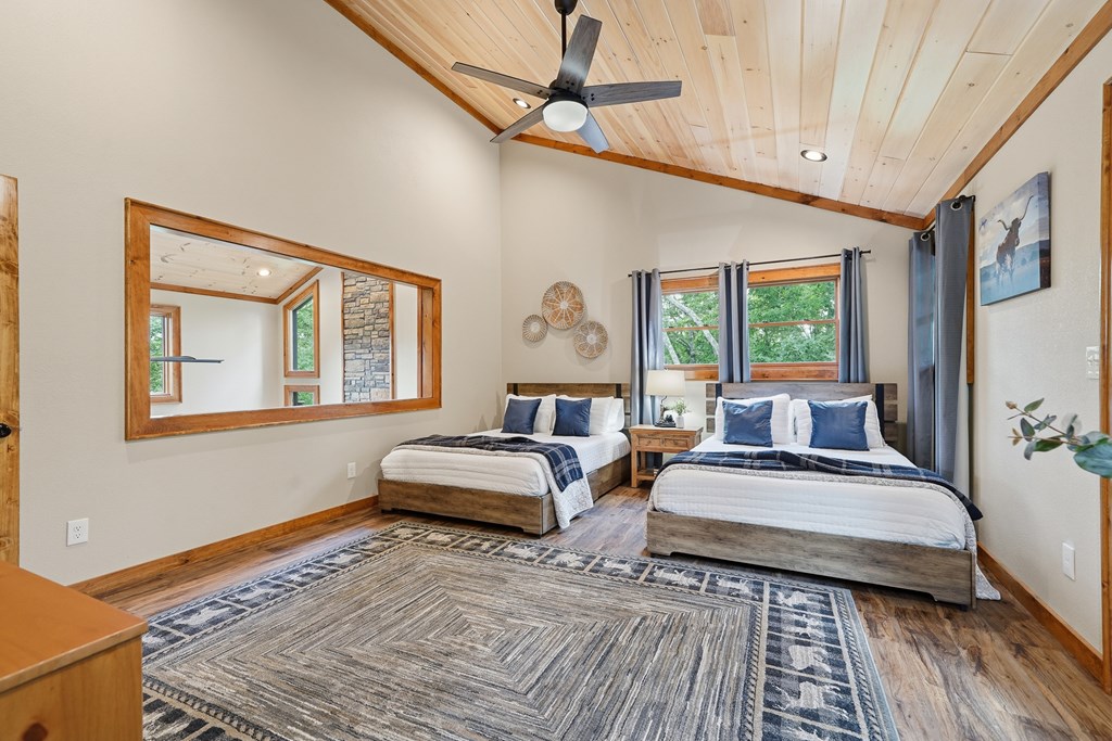 434295 Mineral Bluff Active