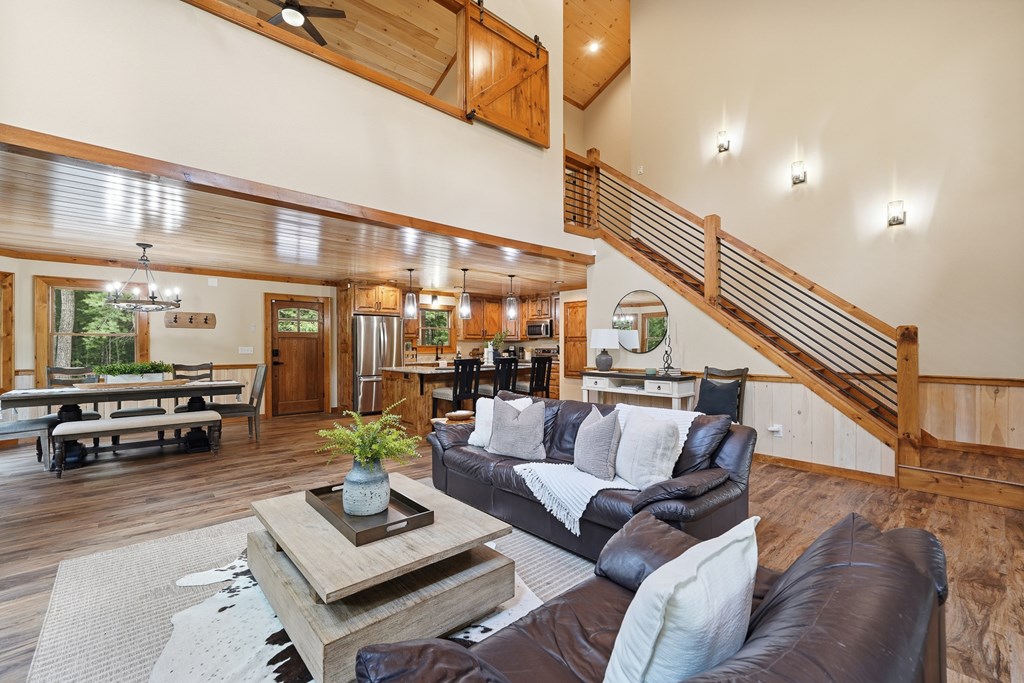 434295 Mineral Bluff Active