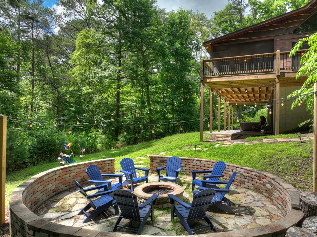 434313 Mineral Bluff Active