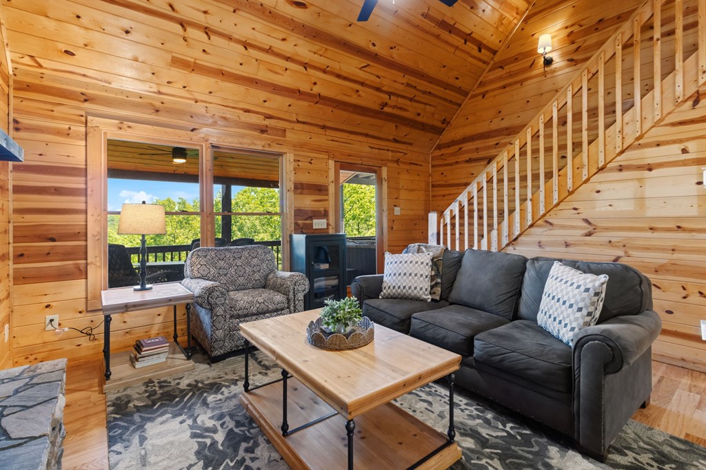 434316 Blue Ridge Active