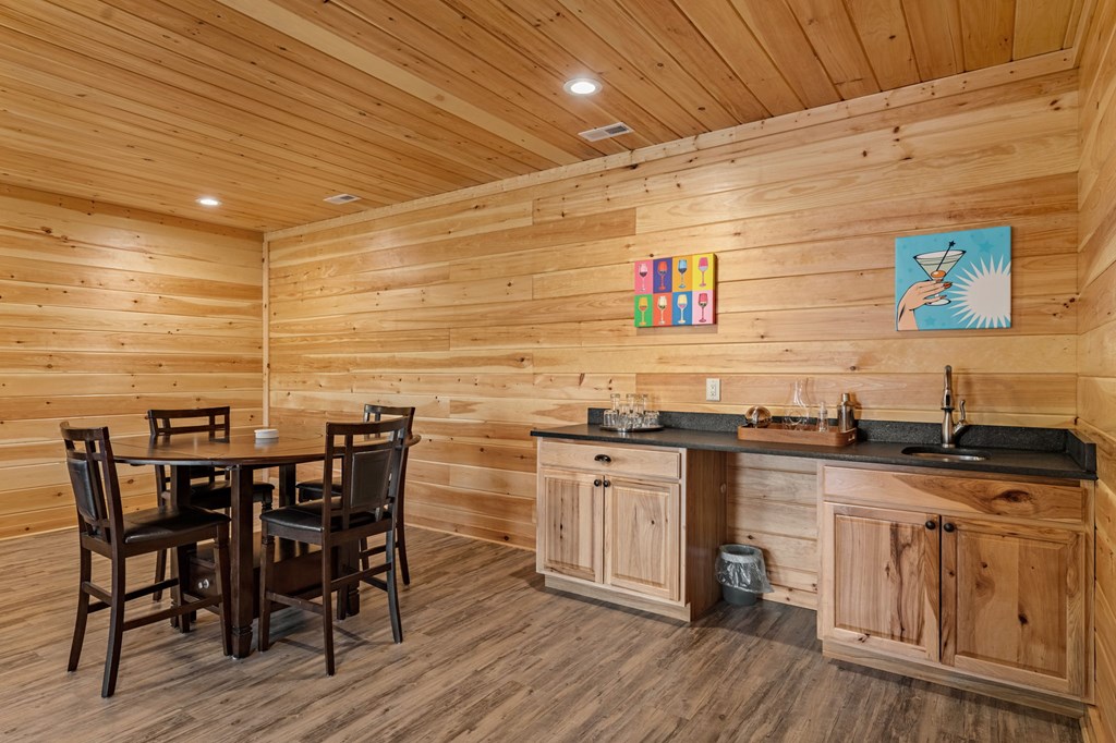 434318 Mineral Bluff Active