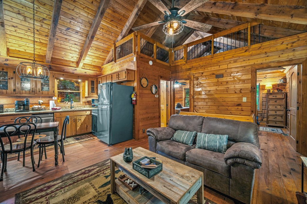 434371 Ellijay Active