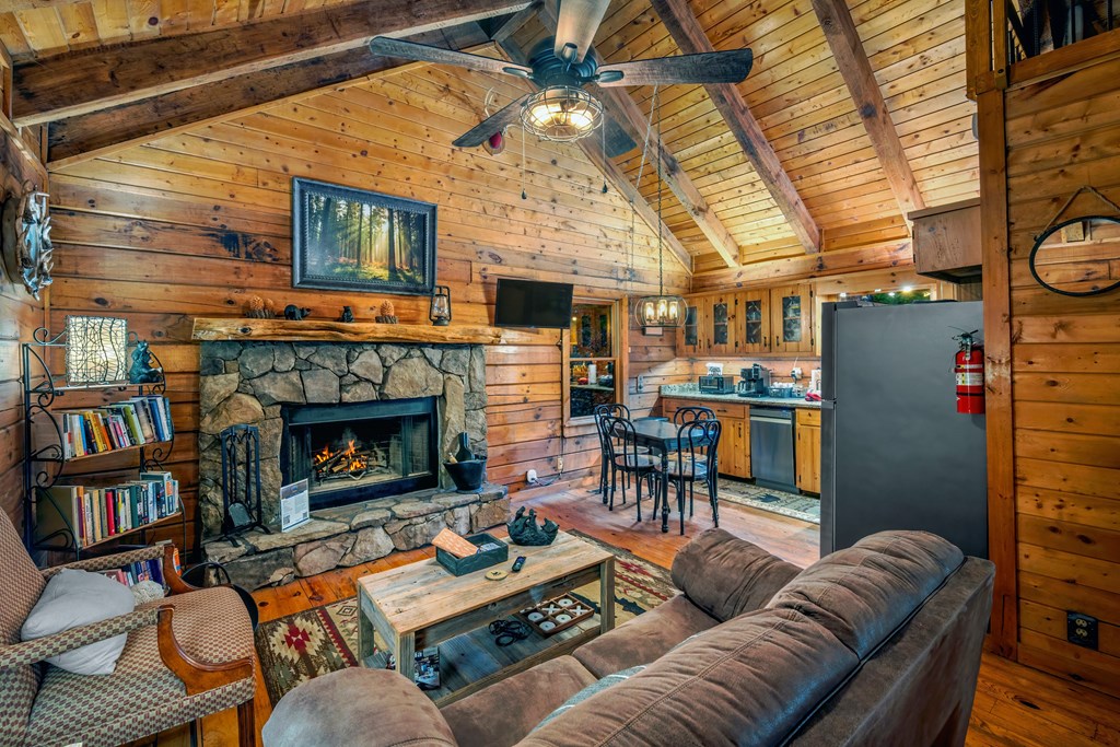 434371 Ellijay Active