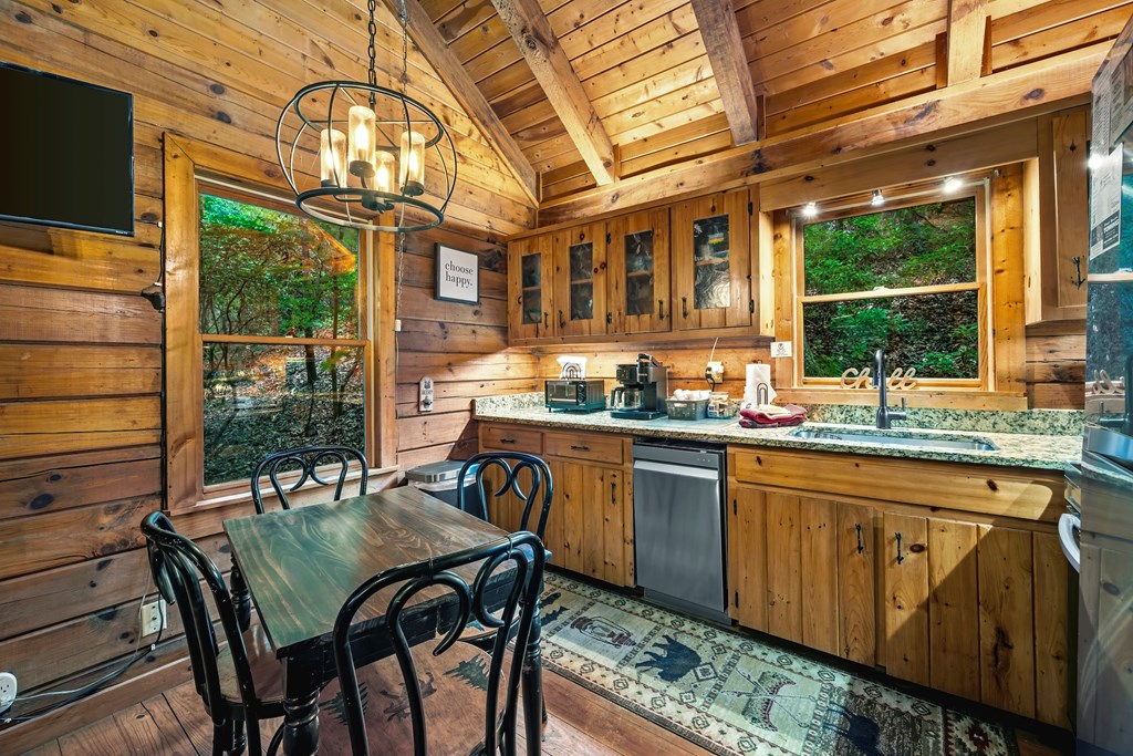 434371 Ellijay Active