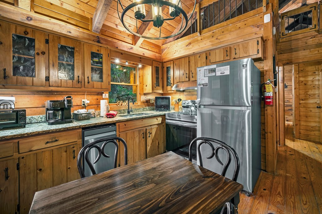 434371 Ellijay Active
