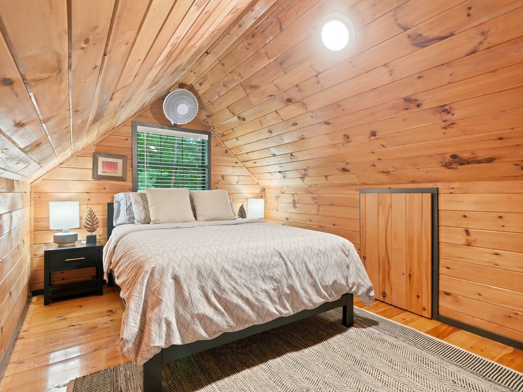 434377 Mineral Bluff Active