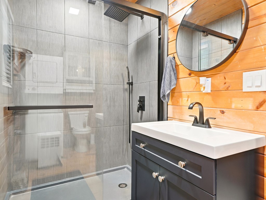 434377 Mineral Bluff Active