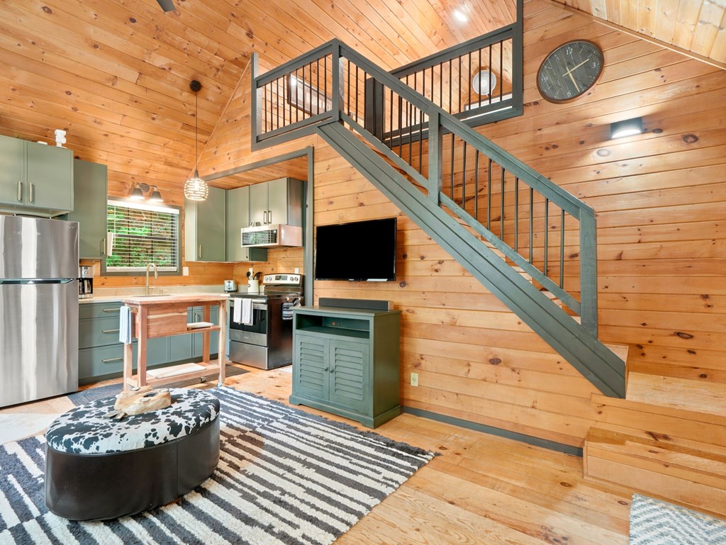 434377 Mineral Bluff Active