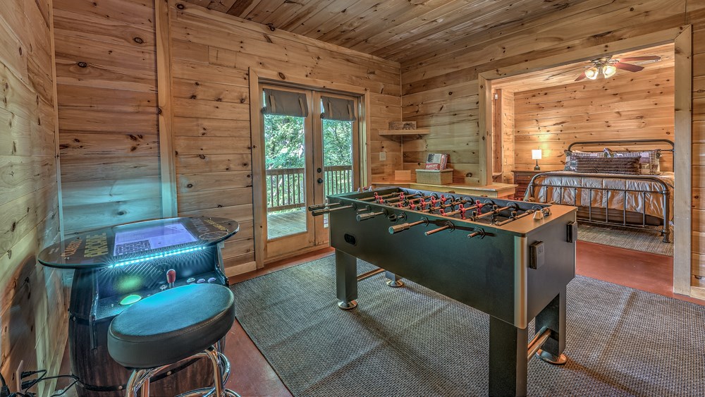 434388 Blue Ridge Active
