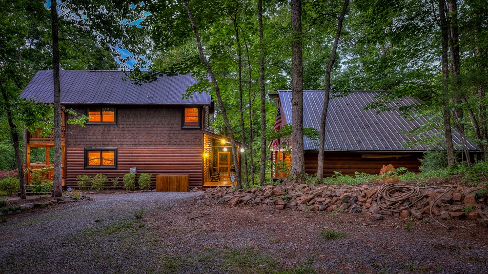 434388 Blue Ridge Active