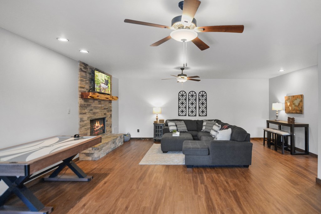 434389 Ellijay Active