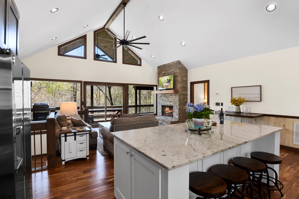 434389 Ellijay Active