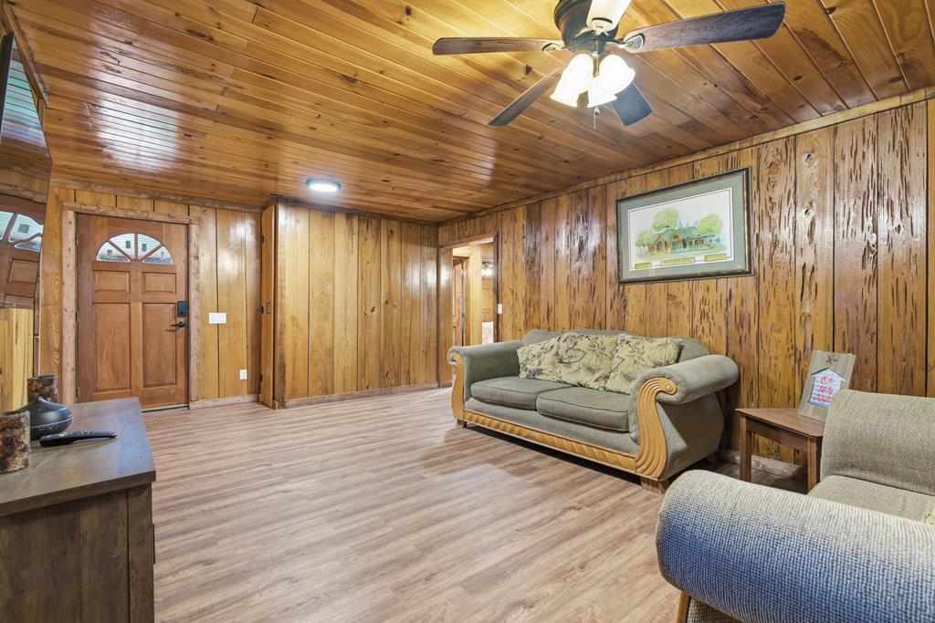 434408 McCaysville Active