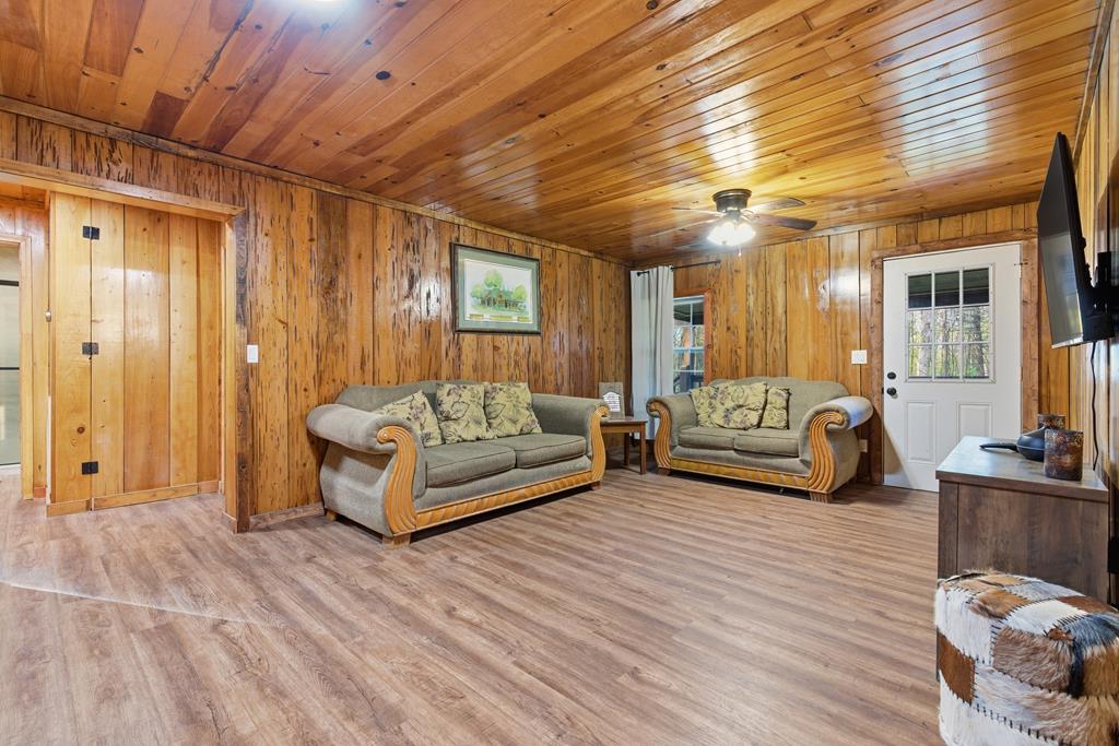 434408 McCaysville Active