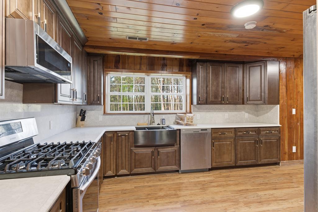 434408 McCaysville Active