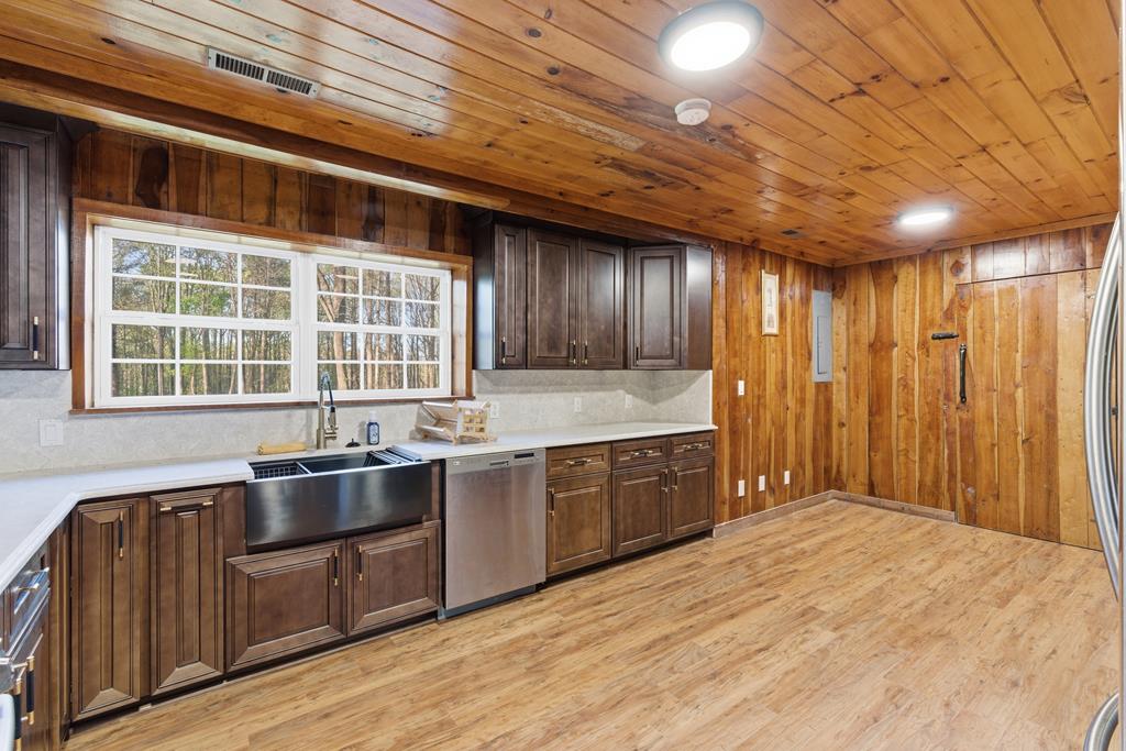 434408 McCaysville Active