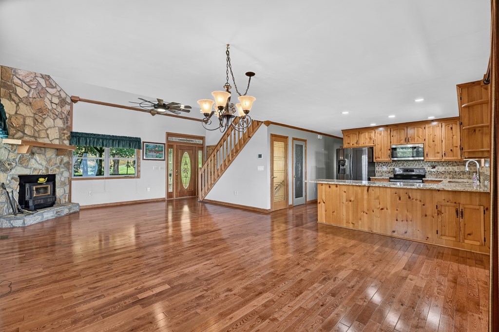 434414 Ellijay Active