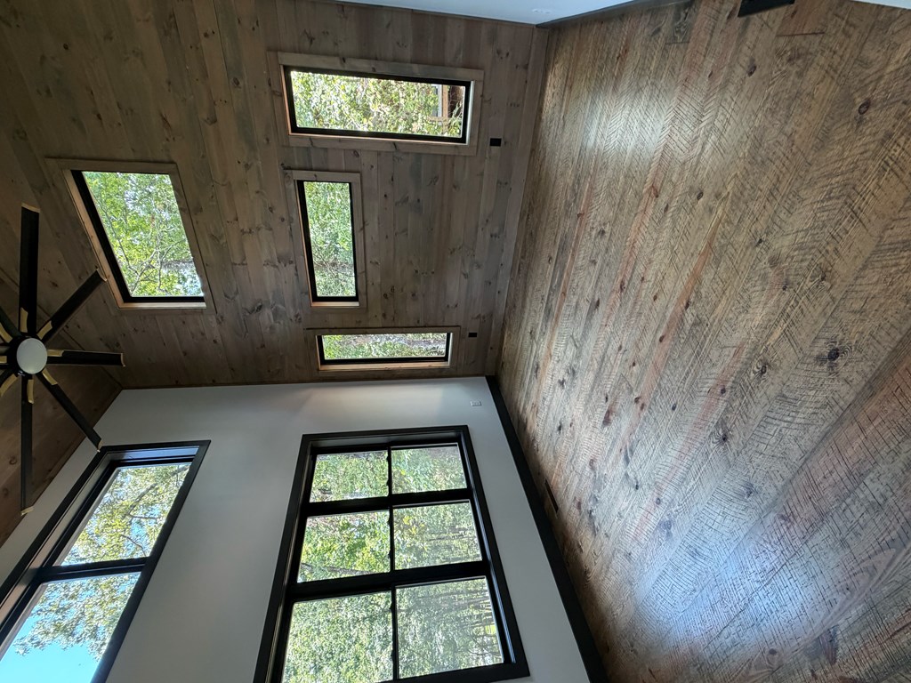 434438 Blue Ridge Active