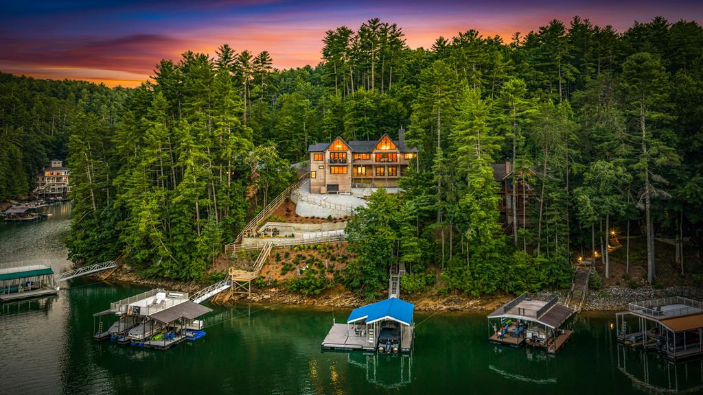 434449 Blue Ridge Active