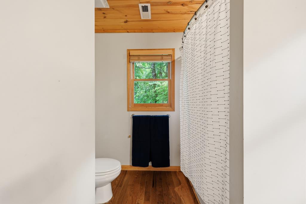 434462 Blue Ridge Active
