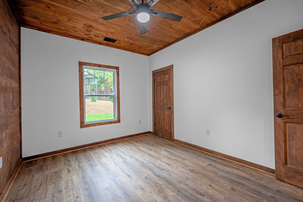 434473 Blue Ridge Active