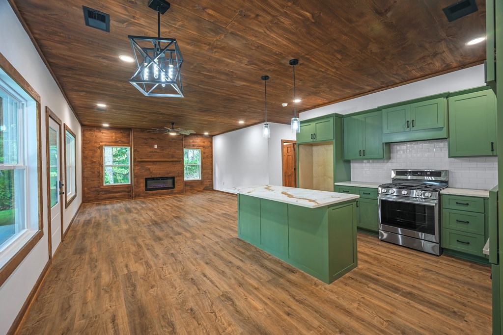 434473 Blue Ridge Active