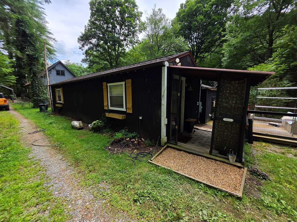 434485 Mineral Bluff Active