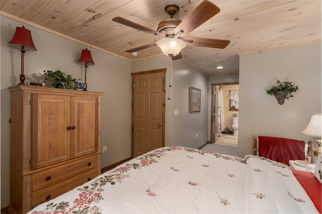 434486 Blue Ridge Active