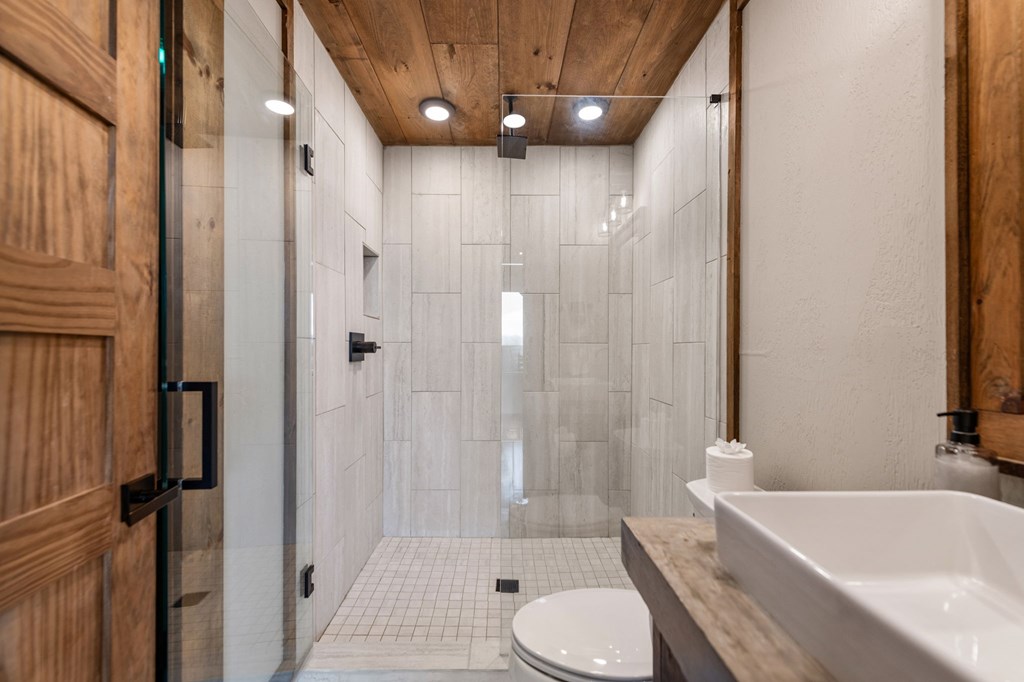 434534 Morganton Active